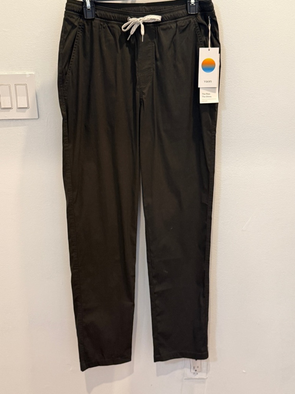 Vuori Kore Pant Dark Oregano Small Drawstring Pants $118